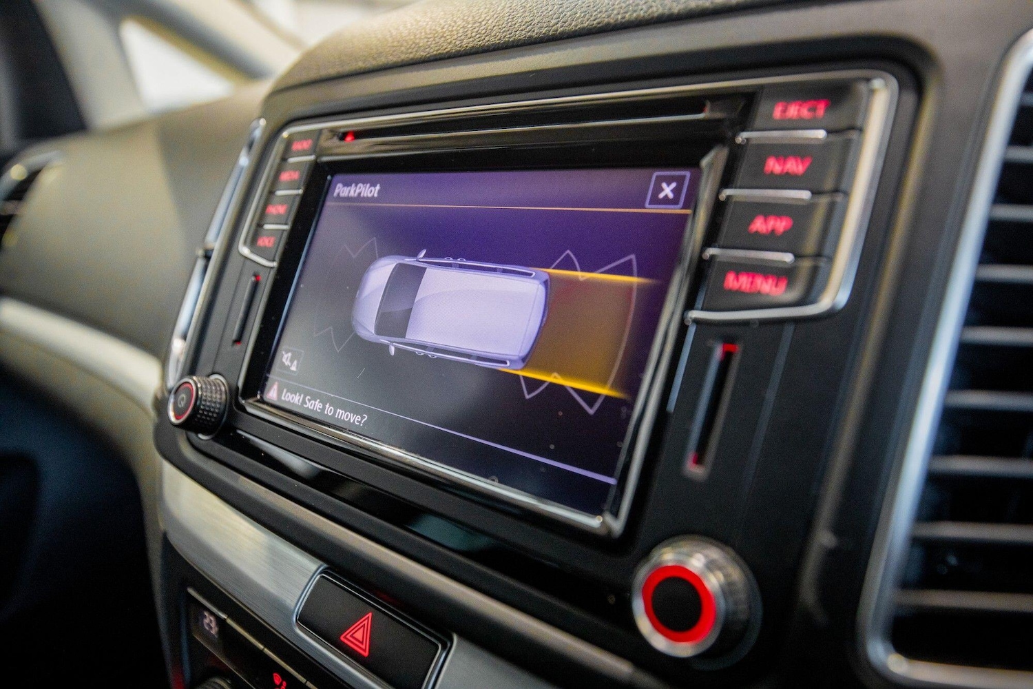 Used Volkswagen Sharan 2018 for sale - 77238412: Photo 27