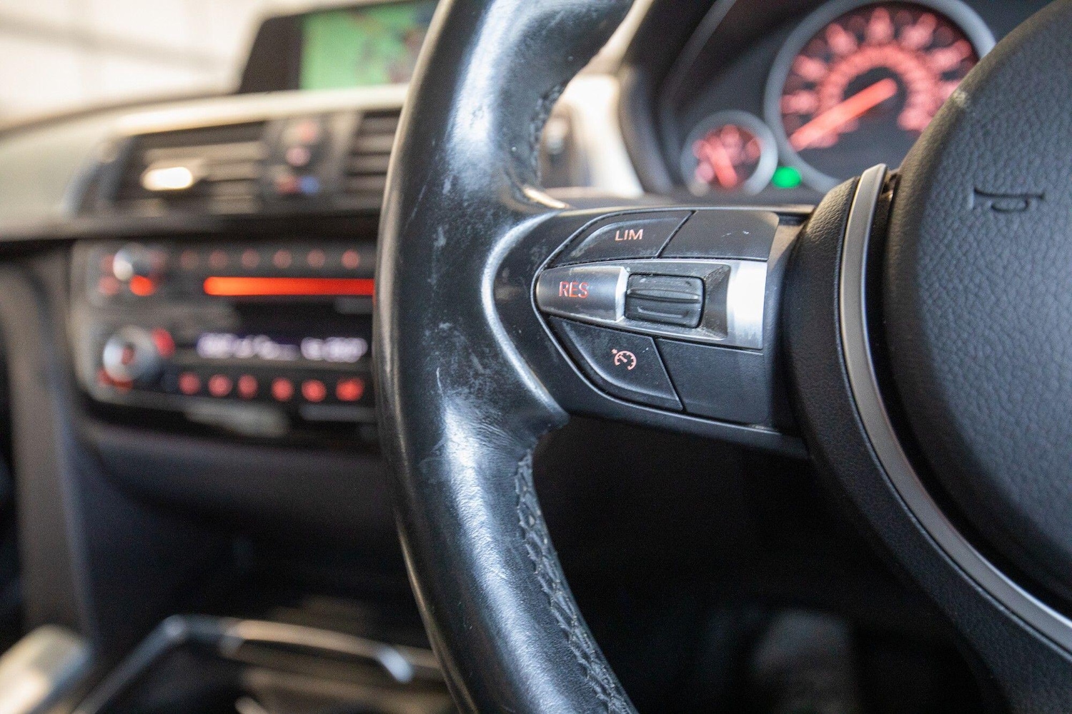 Used BMW 3 Series for sale - 76825078: Photo 32