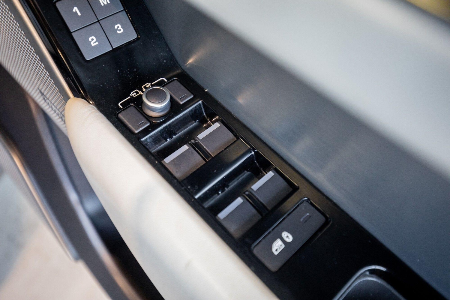 Used Land Rover Range Rover Velar for sale - 76823472: Photo 18