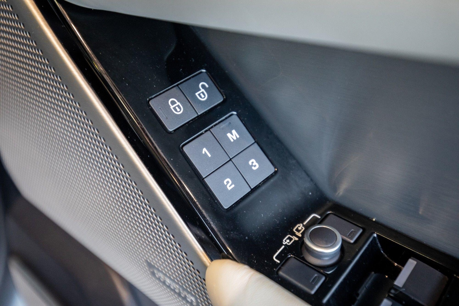 Used Land Rover Range Rover Velar for sale - 76823472: Photo 19