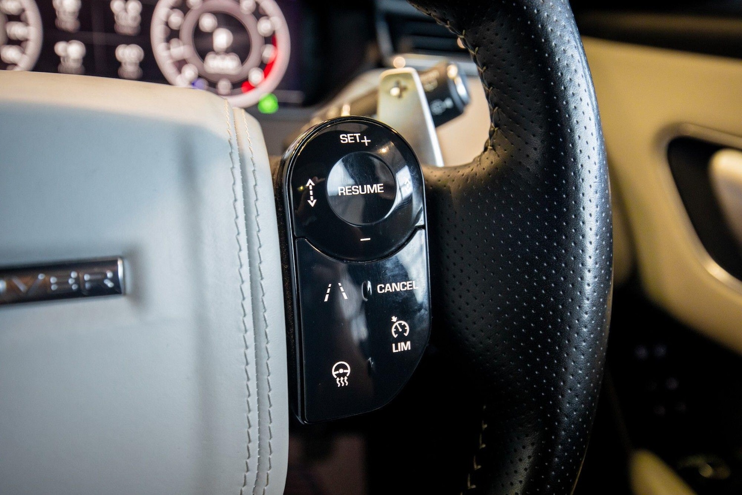 Used Land Rover Range Rover Velar for sale - 76823472: Photo 22