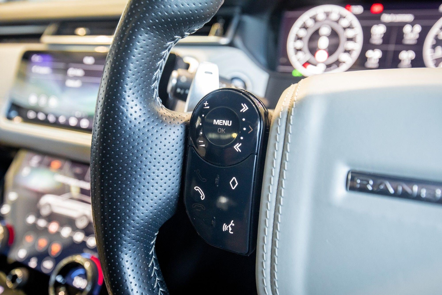 Used Land Rover Range Rover Velar for sale - 76823472: Photo 24