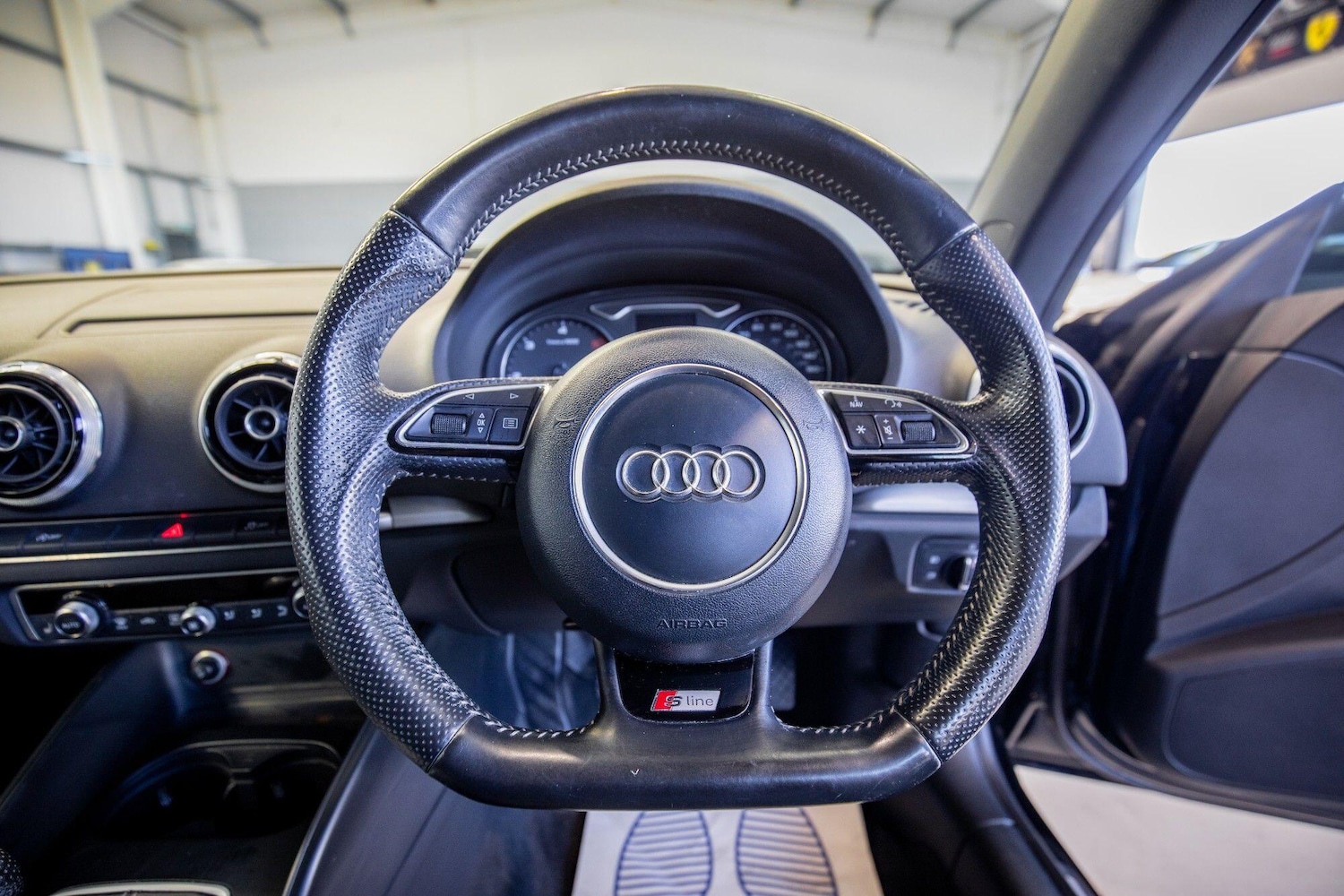 Used Audi A3 Cabriolet for sale - 76823596: Photo 19