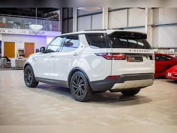 Used Land Rover Discovery 2017 for sale - 78382262: Photo