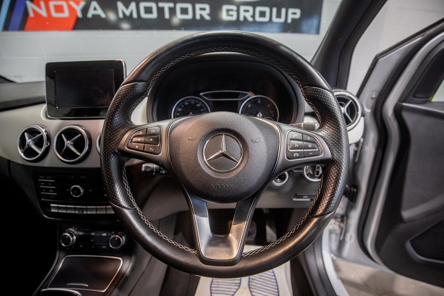 Used Mercedes-Benz B Class 2015 for sale - 77279592: Photo 18