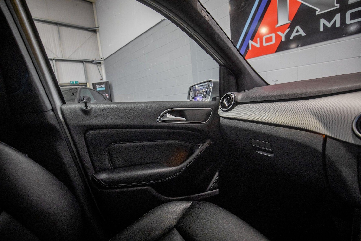 Used Mercedes-Benz B Class 2015 for sale - 77279592: Photo 34