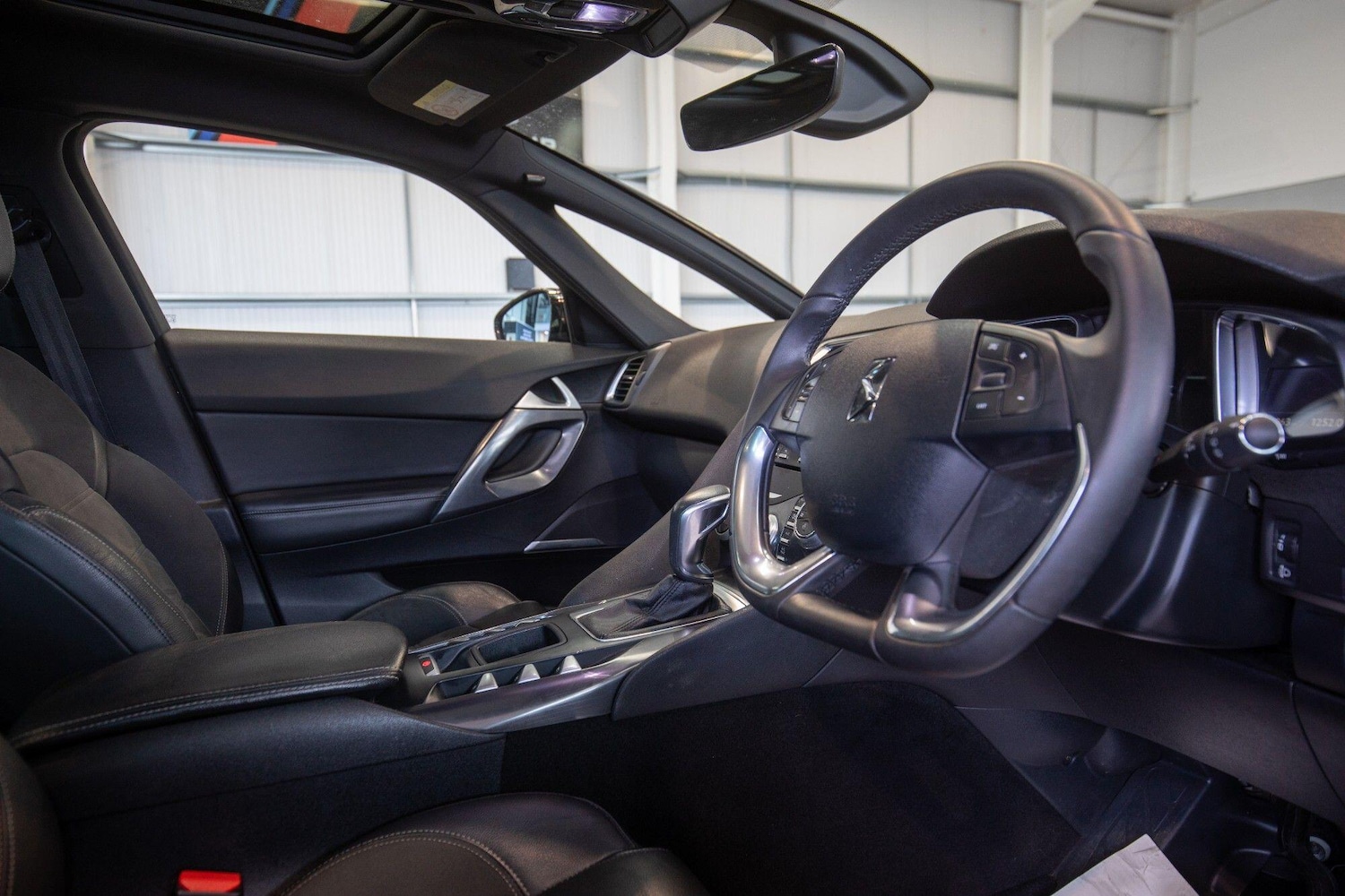 Used DS Automobiles DS 5 2016 for sale - 76824227: Photo 16