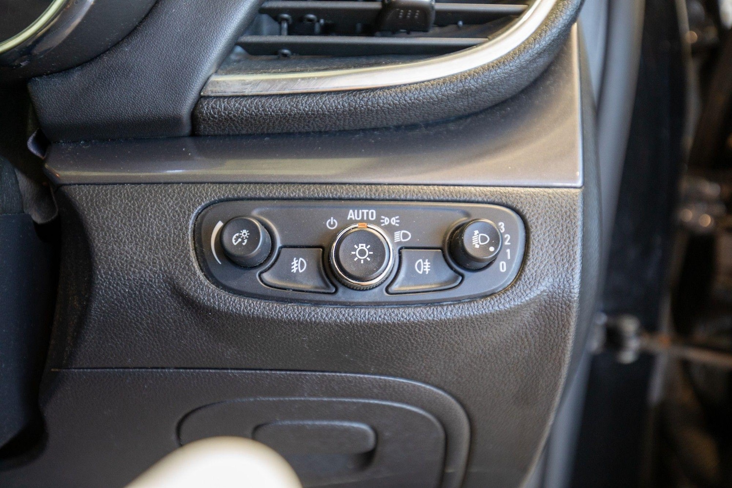 Used Vauxhall Mokka X 2017 for sale - 76824820: Photo 25