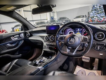 Used Mercedes-Benz GLC 2017 for sale - 77411099: Photo