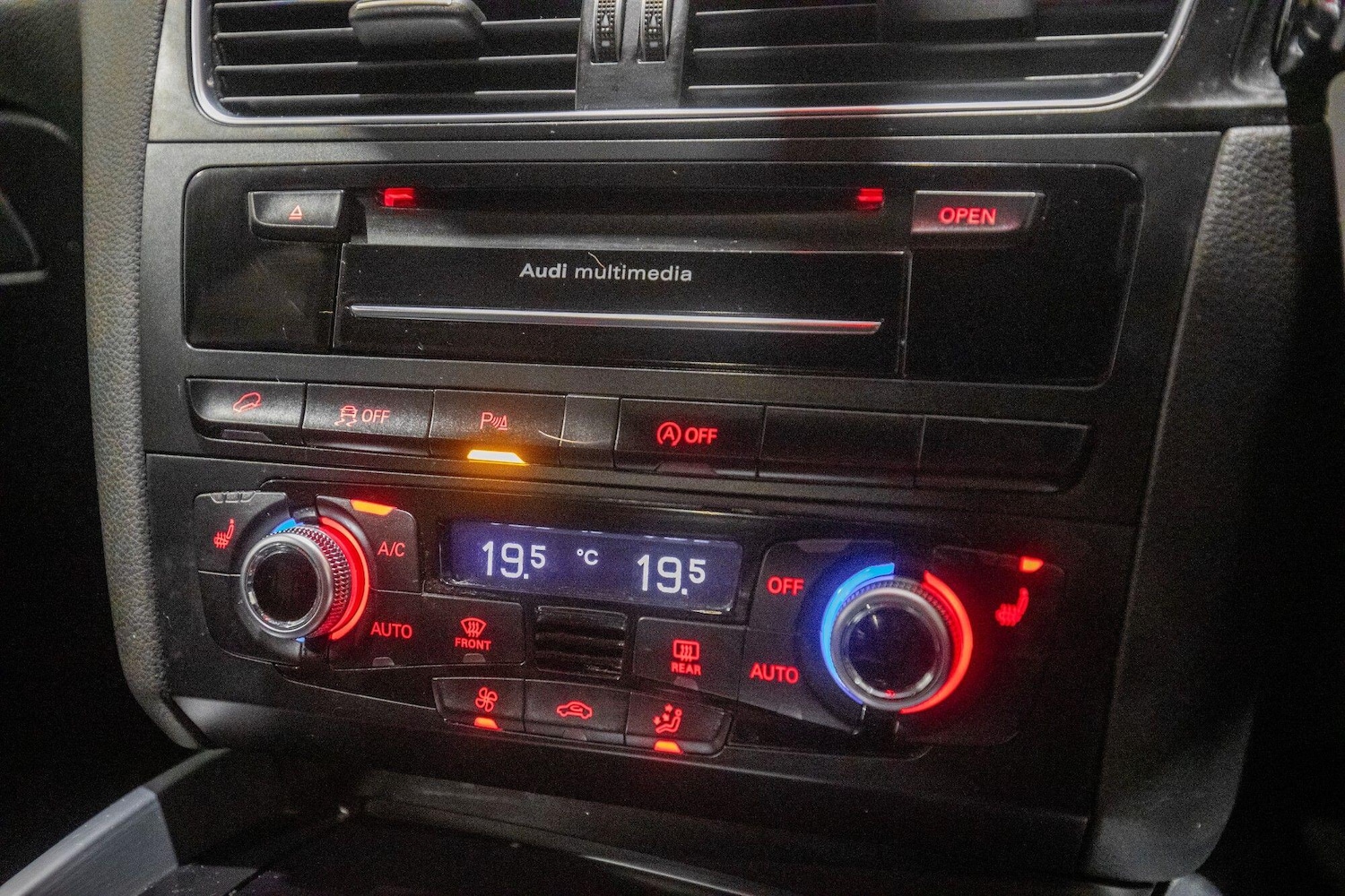 Used Audi Q5 2016 for sale - 77216109: Photo 27