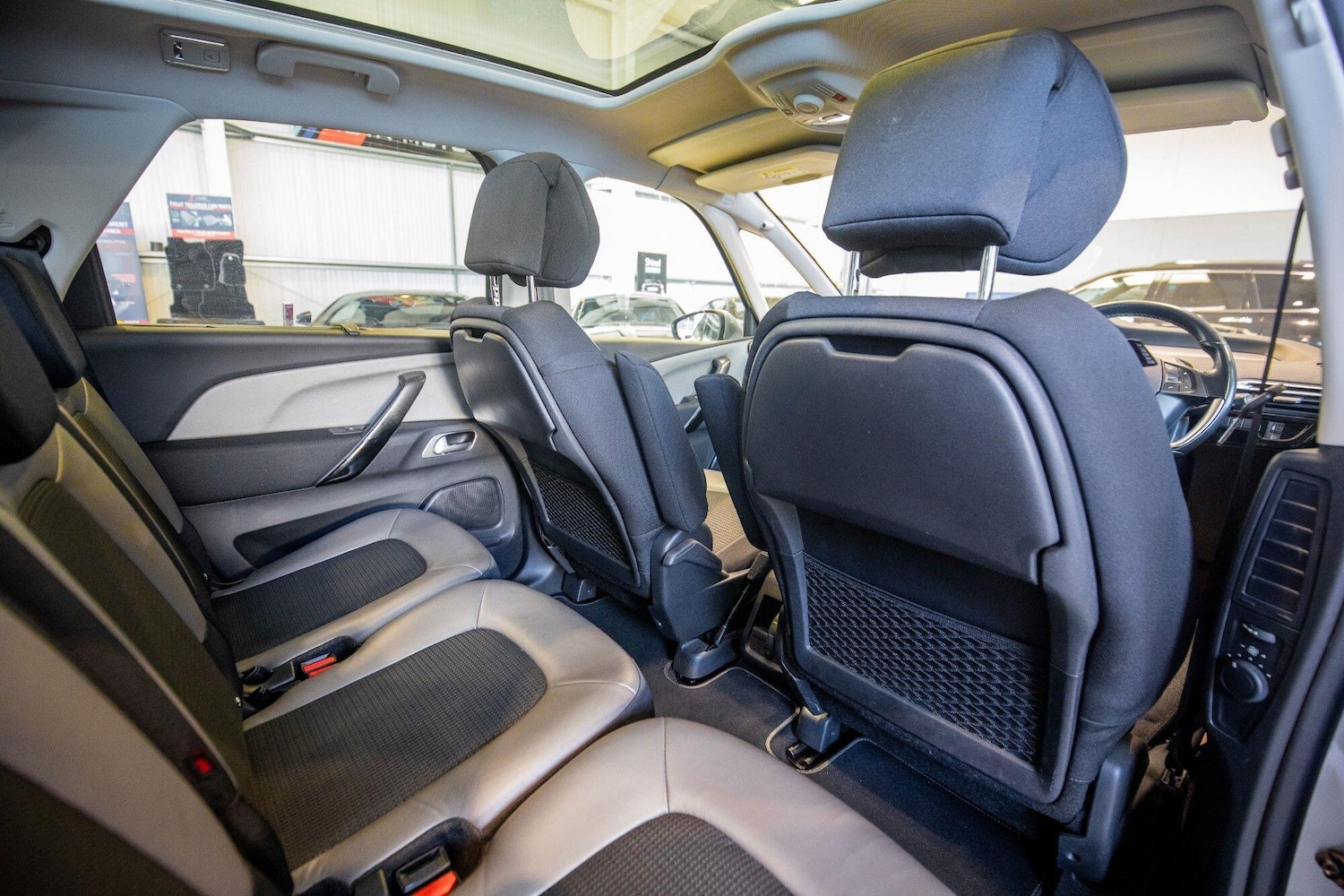 Used Citroen C4 Picasso 2017 for sale - 77029261: Photo 14