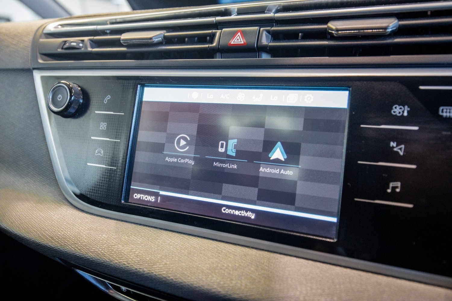 Used Citroen C4 Picasso 2017 for sale - 77029261: Photo 32