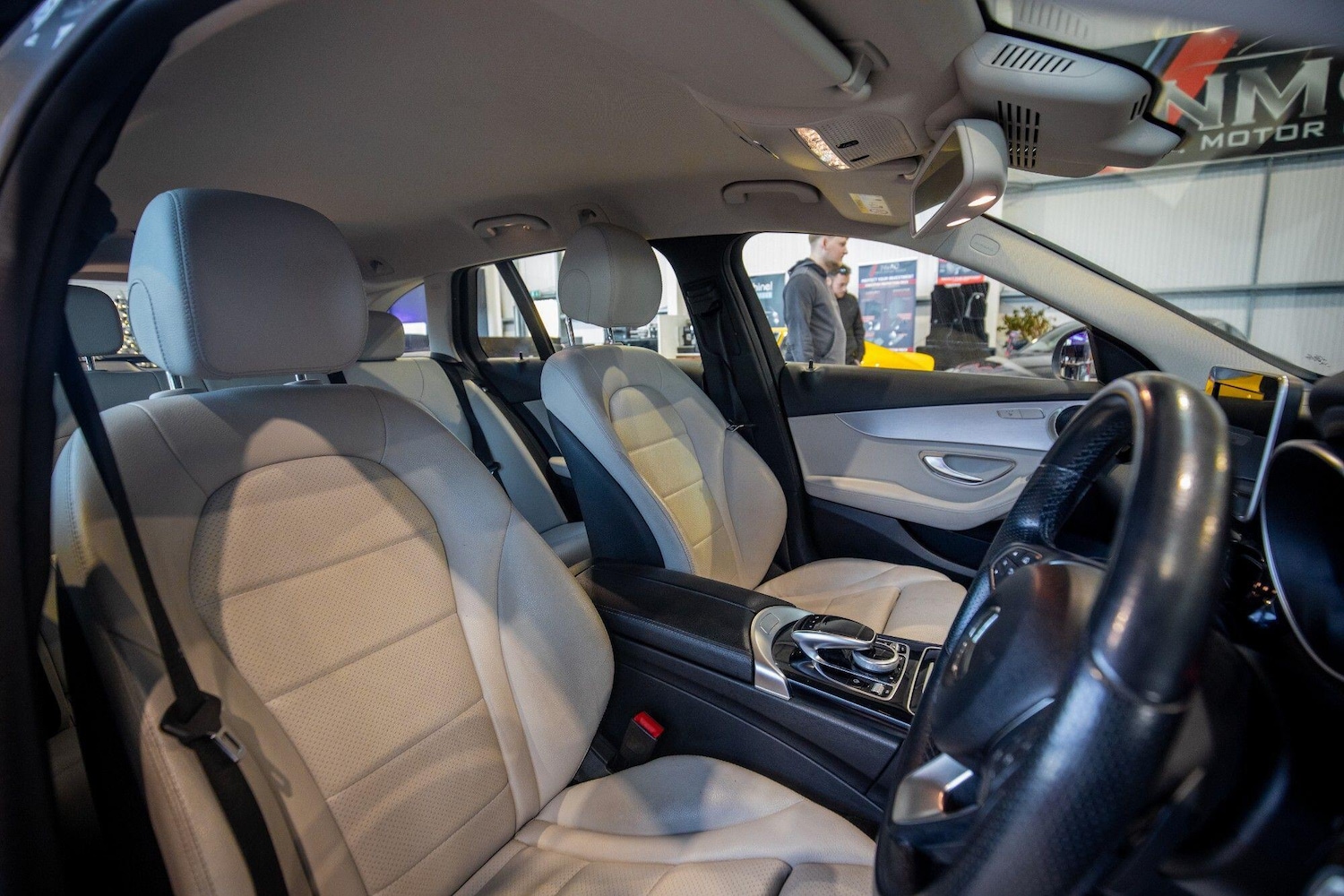 Used Mercedes-Benz C Class 2016 for sale - 77101692: Photo 3