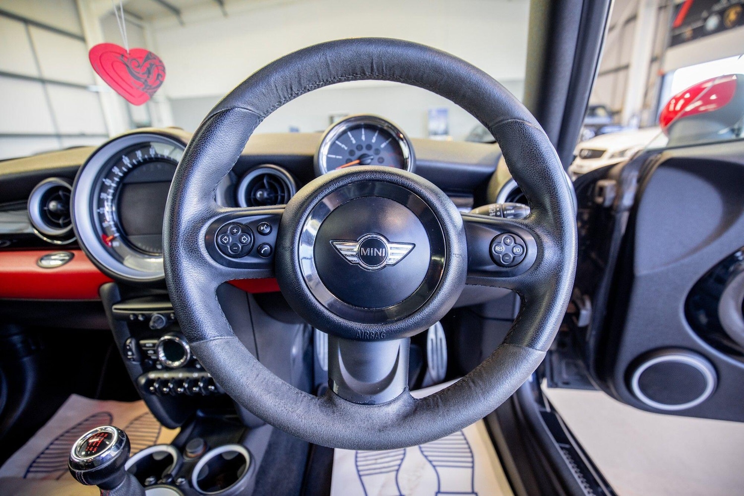 Used MINI Hatch 2011 for sale - 77305655: Photo 15