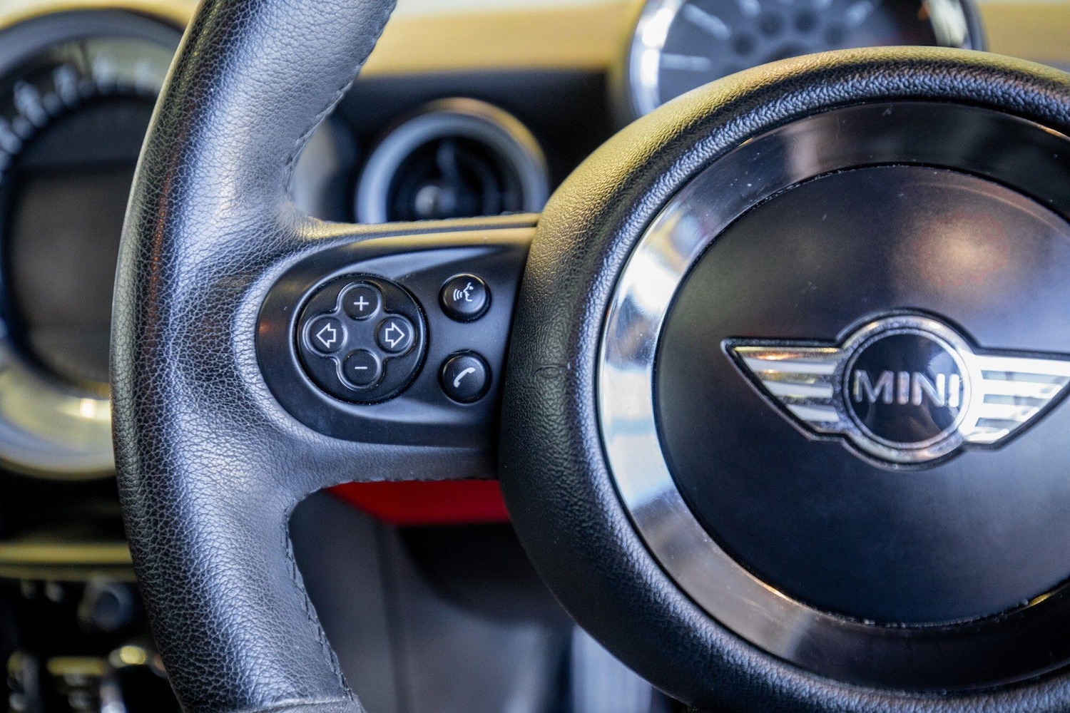 Used MINI Hatch 2011 for sale - 77305655: Photo 17