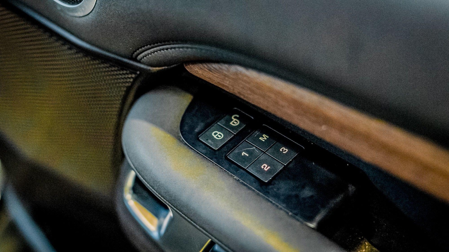 Used Land Rover Discovery 2017 for sale - 77970449: Photo 11