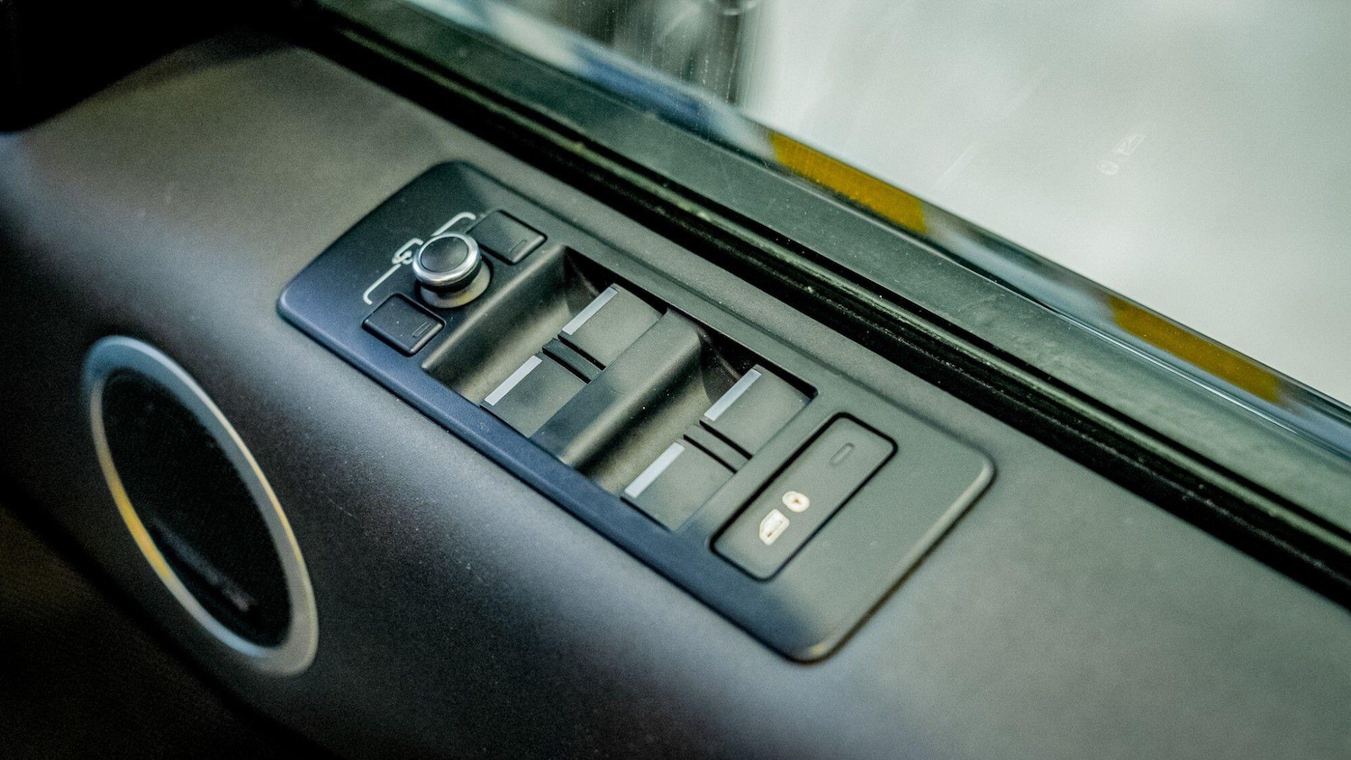 Used Land Rover Discovery 2017 for sale - 77970449: Photo 12