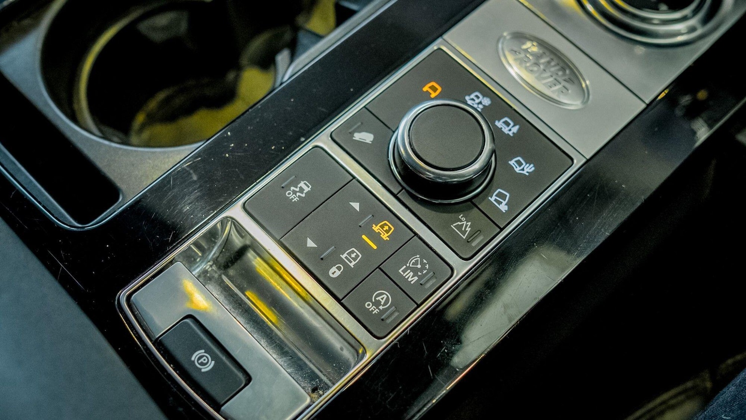 Used Land Rover Discovery 2017 for sale - 77970449: Photo 16