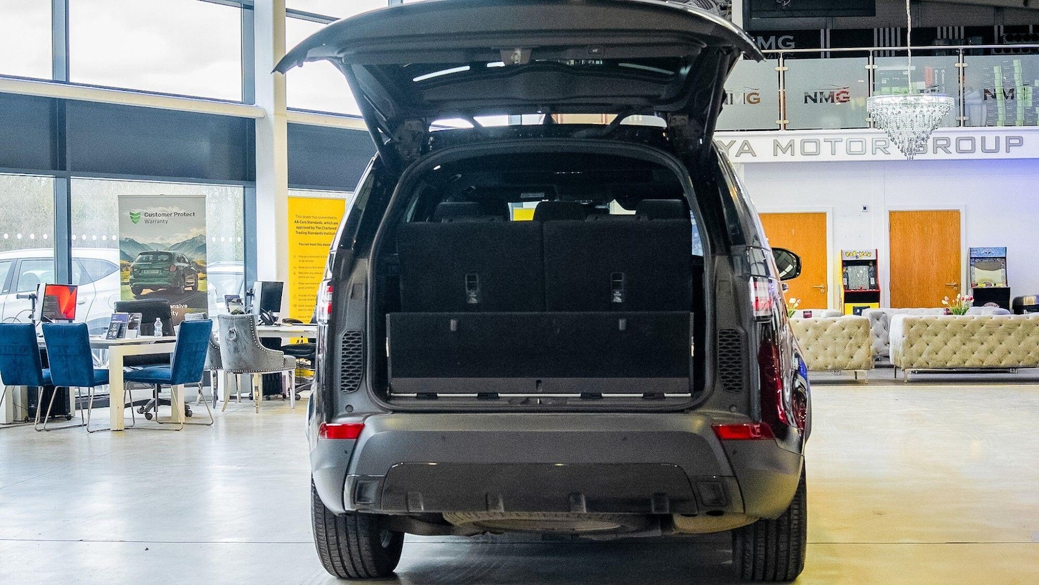 Used Land Rover Discovery 2017 for sale - 77970449: Photo 36