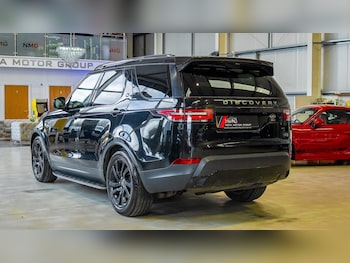 Used Land Rover Discovery 2017 for sale - 77970449: Photo