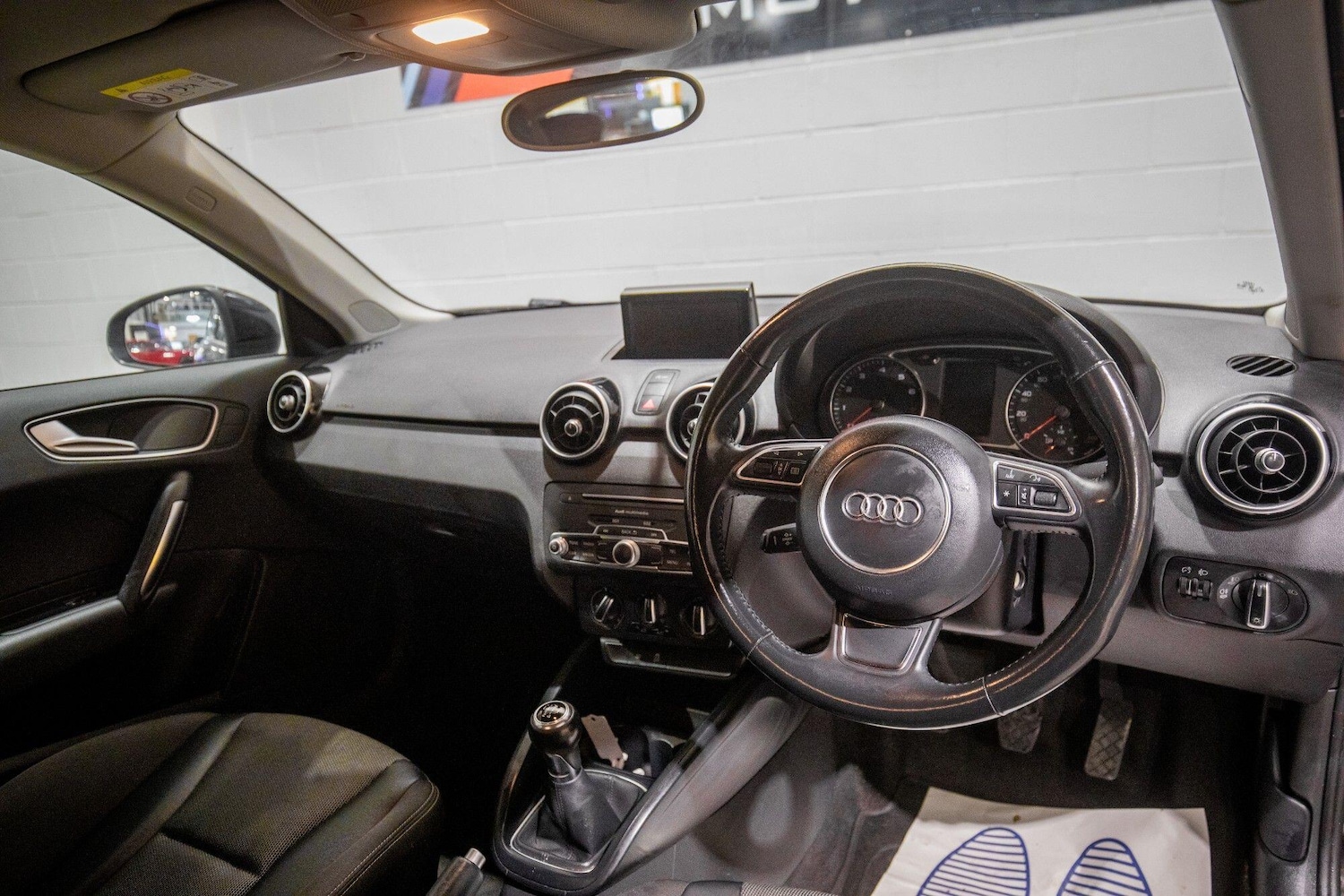 Used Audi A1 2018 for sale - 77898216: Photo 2