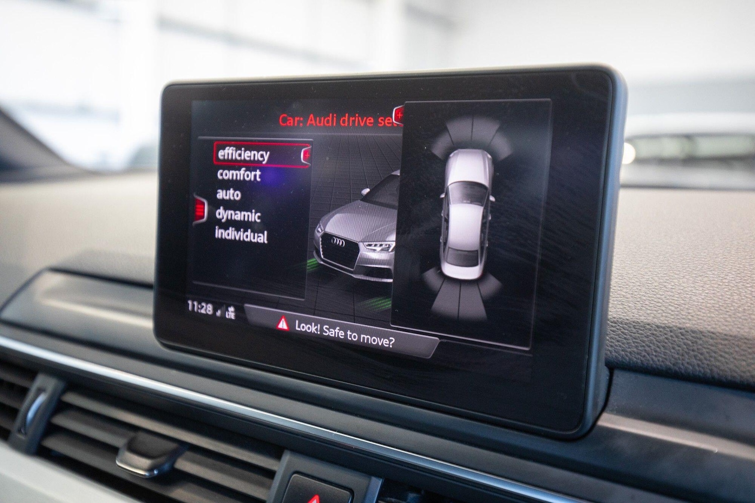 Used Audi A4 2017 for sale - 77016992: Photo 29