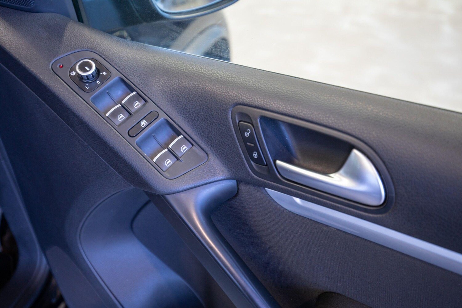 Used Volkswagen Tiguan for sale - 78058628: Photo 17