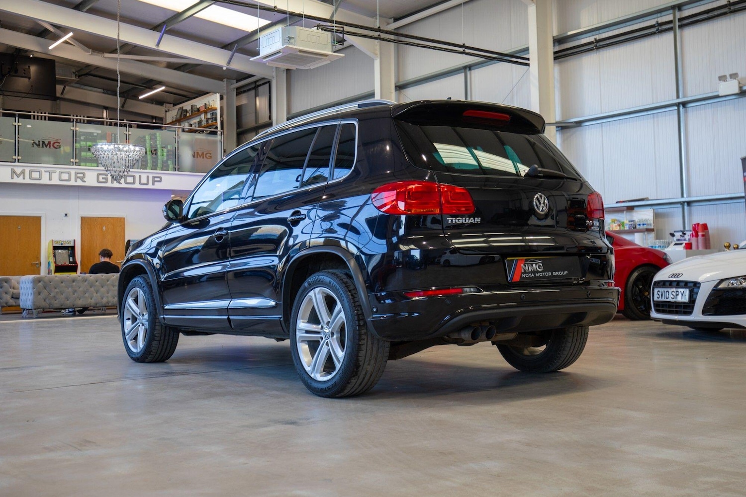 Used Volkswagen Tiguan for sale - 78058628: Photo 4