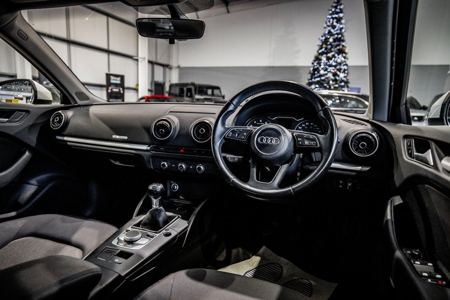 Used Audi A3 2017 for sale - 77386258: Photo 2