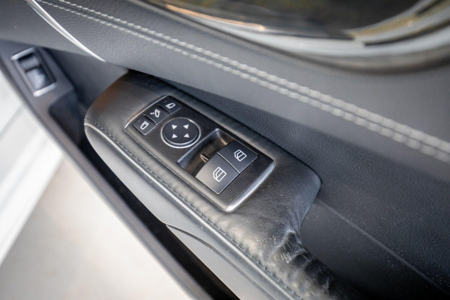 Used Mercedes-Benz SL for sale - 78127829: Photo 16