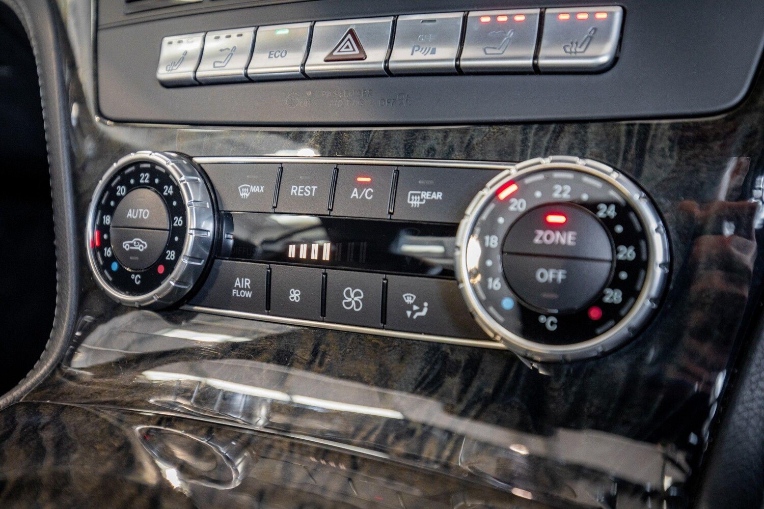 Used Mercedes-Benz SL for sale - 78127829: Photo 32