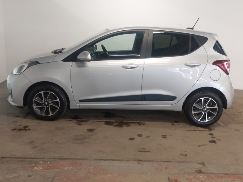 Used Hyundai i10 2017 for sale - 78151568: Photo 4