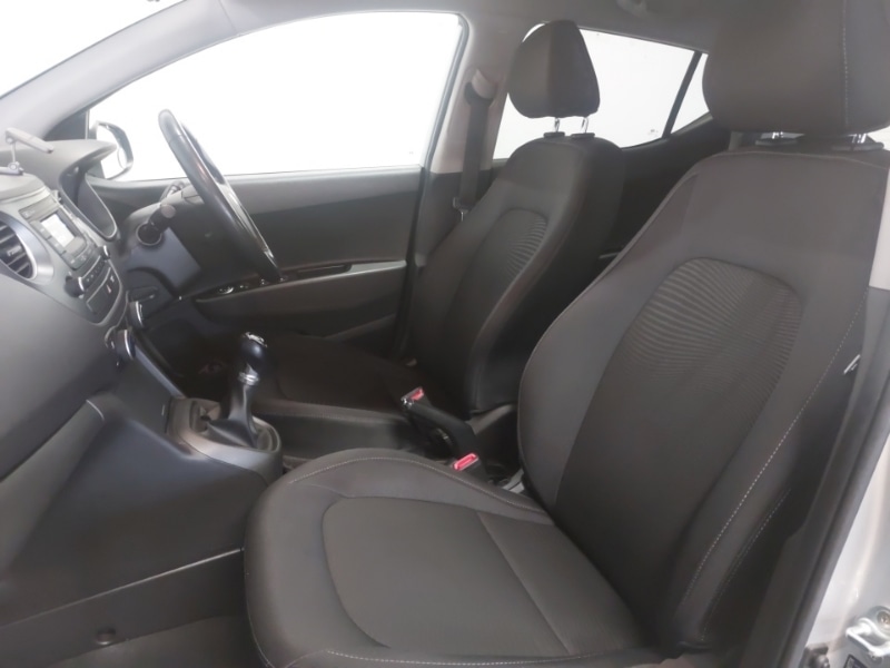 Used Hyundai i10 2017 for sale - 78151568: Photo 5