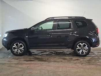 Used Dacia Duster 2023 for sale - 79420703: Photo
