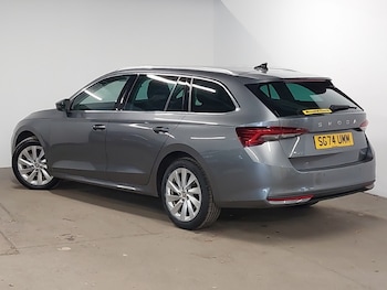 Used Skoda Octavia 2024 for sale - 75000885: Photo
