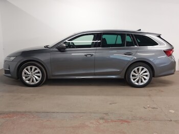 Used Skoda Octavia 2024 for sale - 75000885: Photo