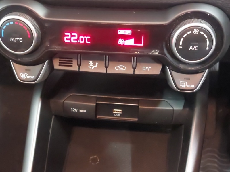 Used Kia Stonic 2022 for sale - 77108189: Photo 15