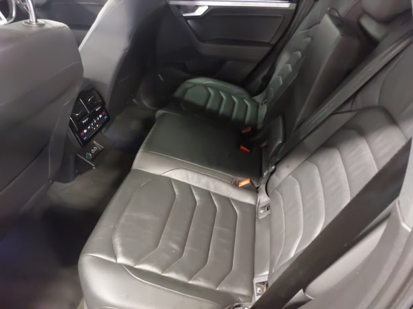 Used Volkswagen Touareg 2019 for sale - 76262105: Photo 6