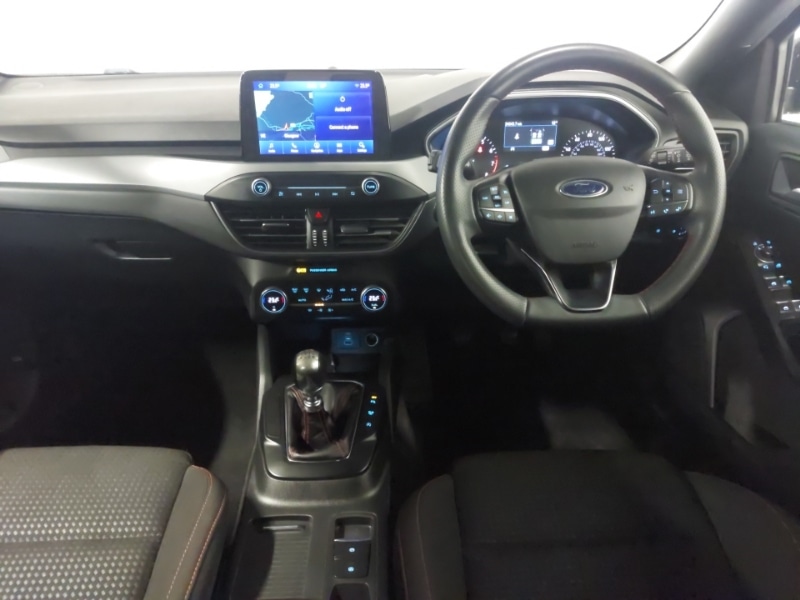 Used Ford Focus 2022 for sale - 77105688: Photo 2