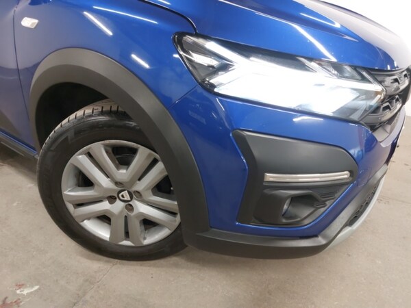 Used Dacia Sandero Stepway 2021 for sale - 76058853: Photo 9