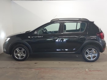 Used Dacia Sandero Stepway 2020 for sale - 78692998: Photo