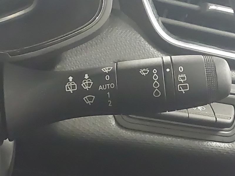 Used Renault Clio 2022 for sale - 76951885: Photo 16