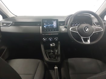 Used Renault Clio 2022 for sale - 76951885: Photo