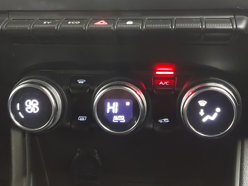 Used Renault Captur 2023 for sale - 77114620: Photo 18