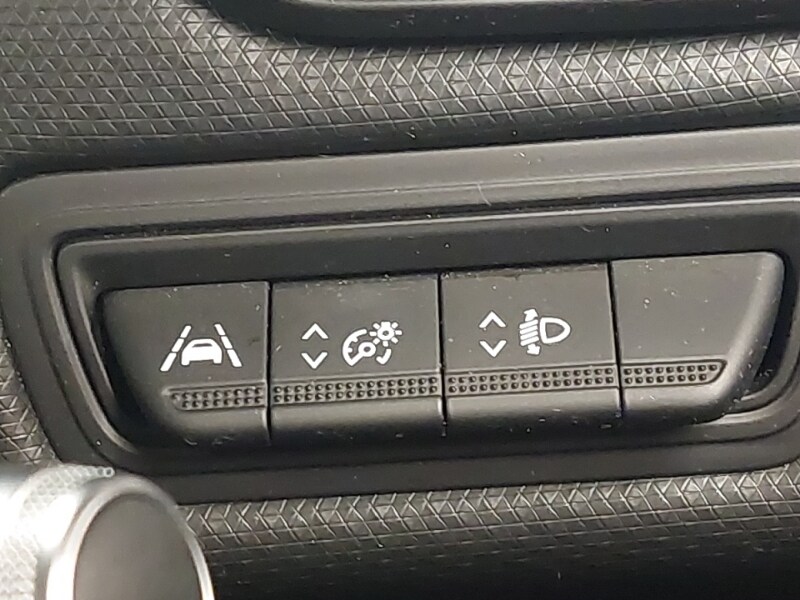 Used Renault Clio 2020 for sale - 77722195: Photo 17