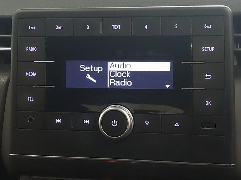 Used Renault Clio 2020 for sale - 77722195: Photo 19