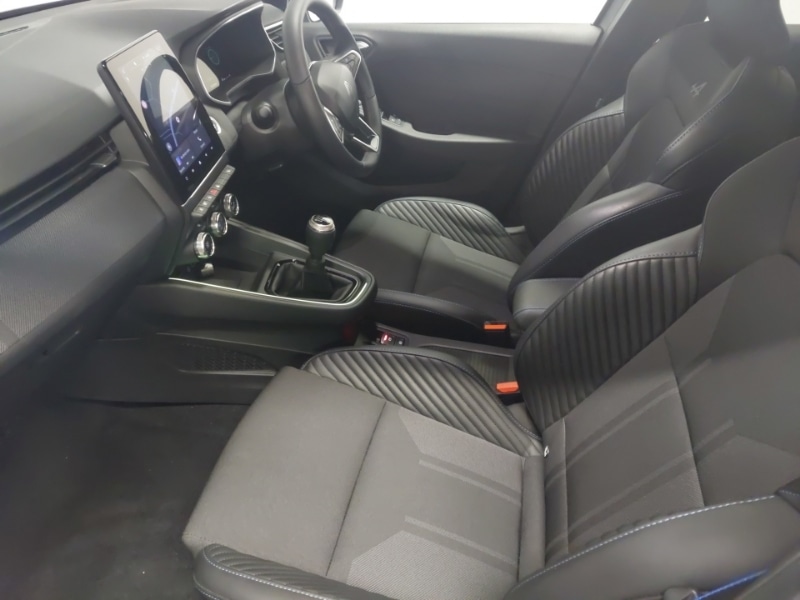 Used Renault Clio 2025 for sale - 77251662: Photo 5