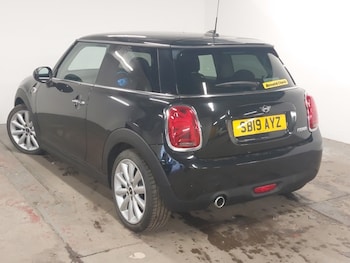 Used MINI Cooper 2019 for sale - 77722202: Photo
