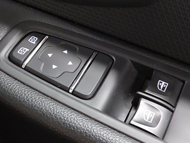 Used Renault Clio 2018 for sale - 77458091: Photo 17