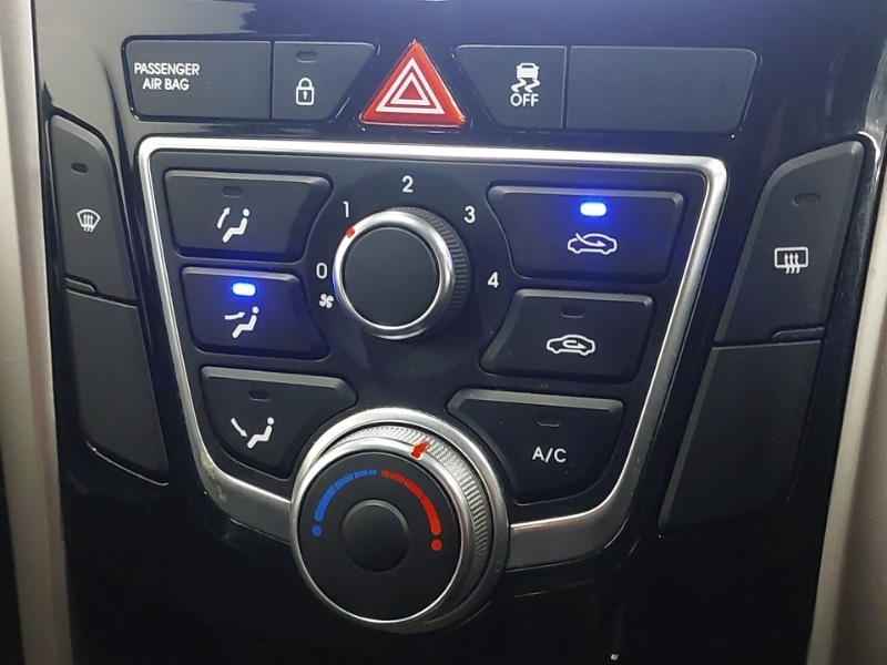 Used Hyundai i30 2016 for sale - 76471637: Photo 12